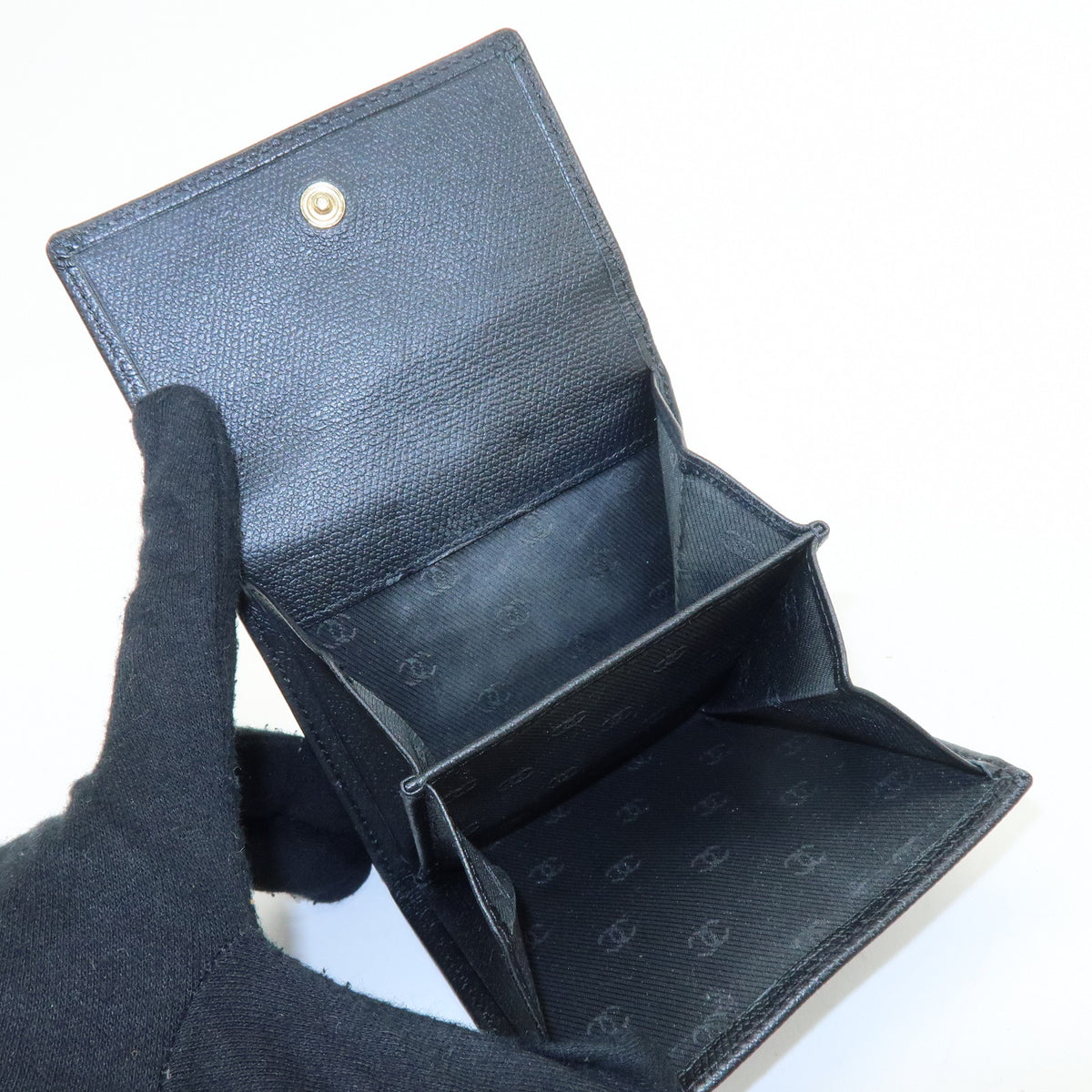 CHANEL COCO Button Calf Skin W Hook Compact Wallet Black A20902