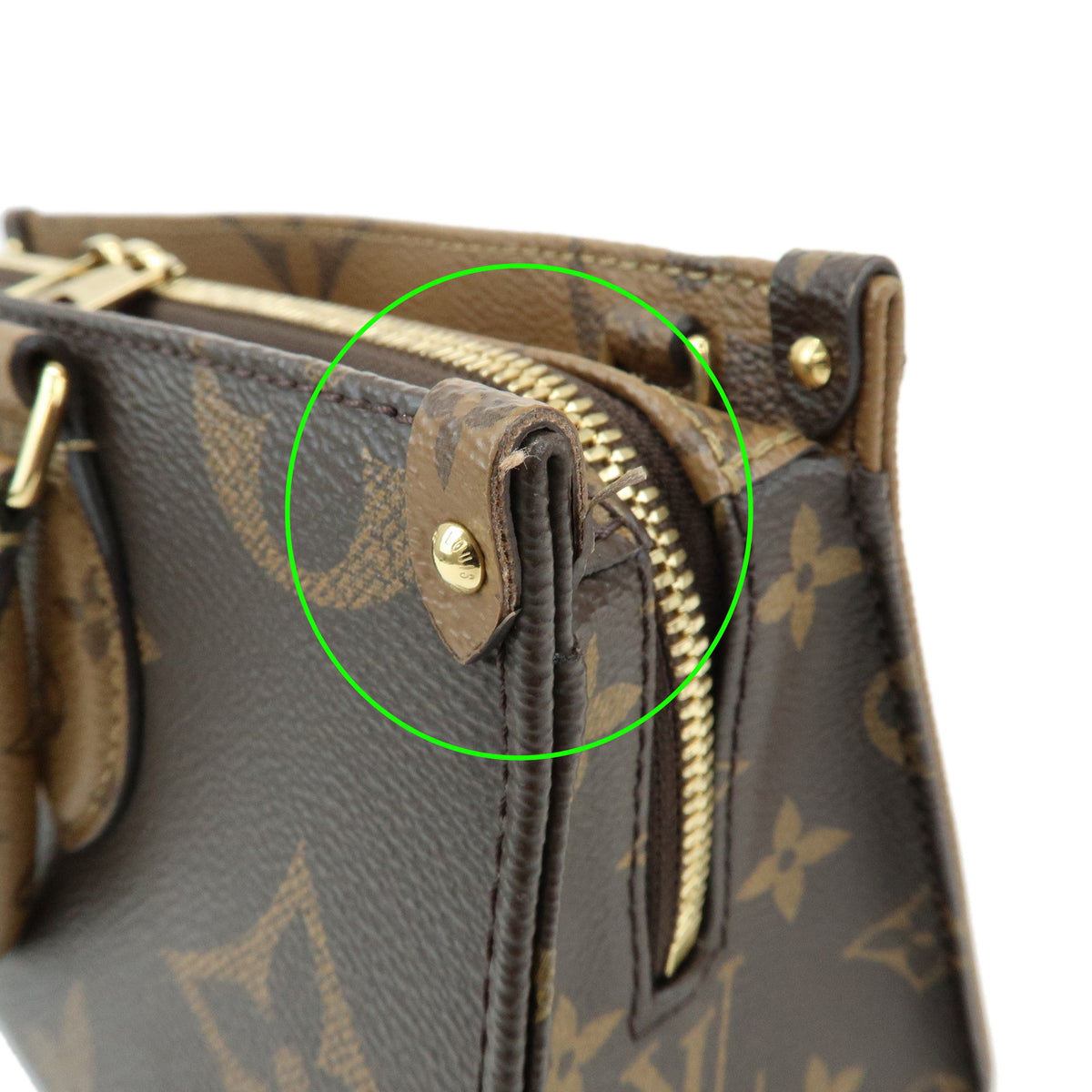 Louis Vuitton Monogram Giant On The Go EW Chain 2Way Bag Brown M14236