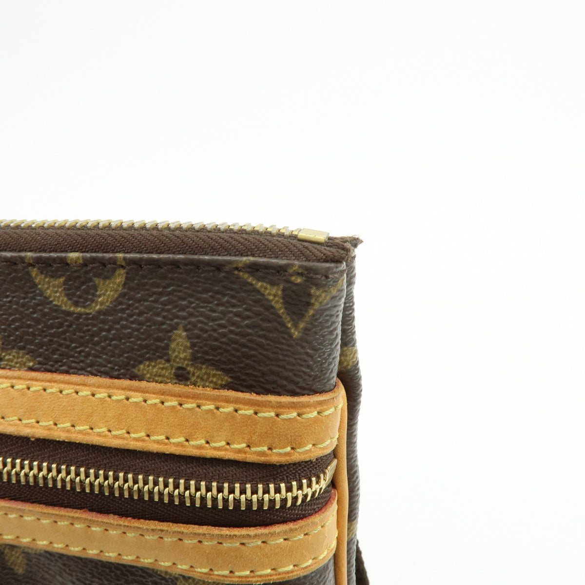 Louis Vuitton Monogram Pochette Bosphore Shoulder Bag M40044
