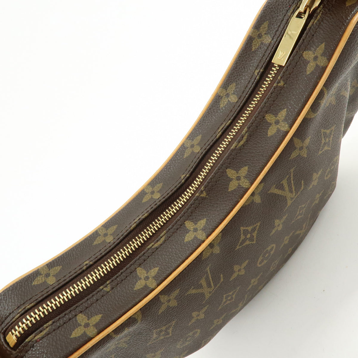 Louis Vuitton Monogram Croissant MM Shoulder Bag Brown M51512
