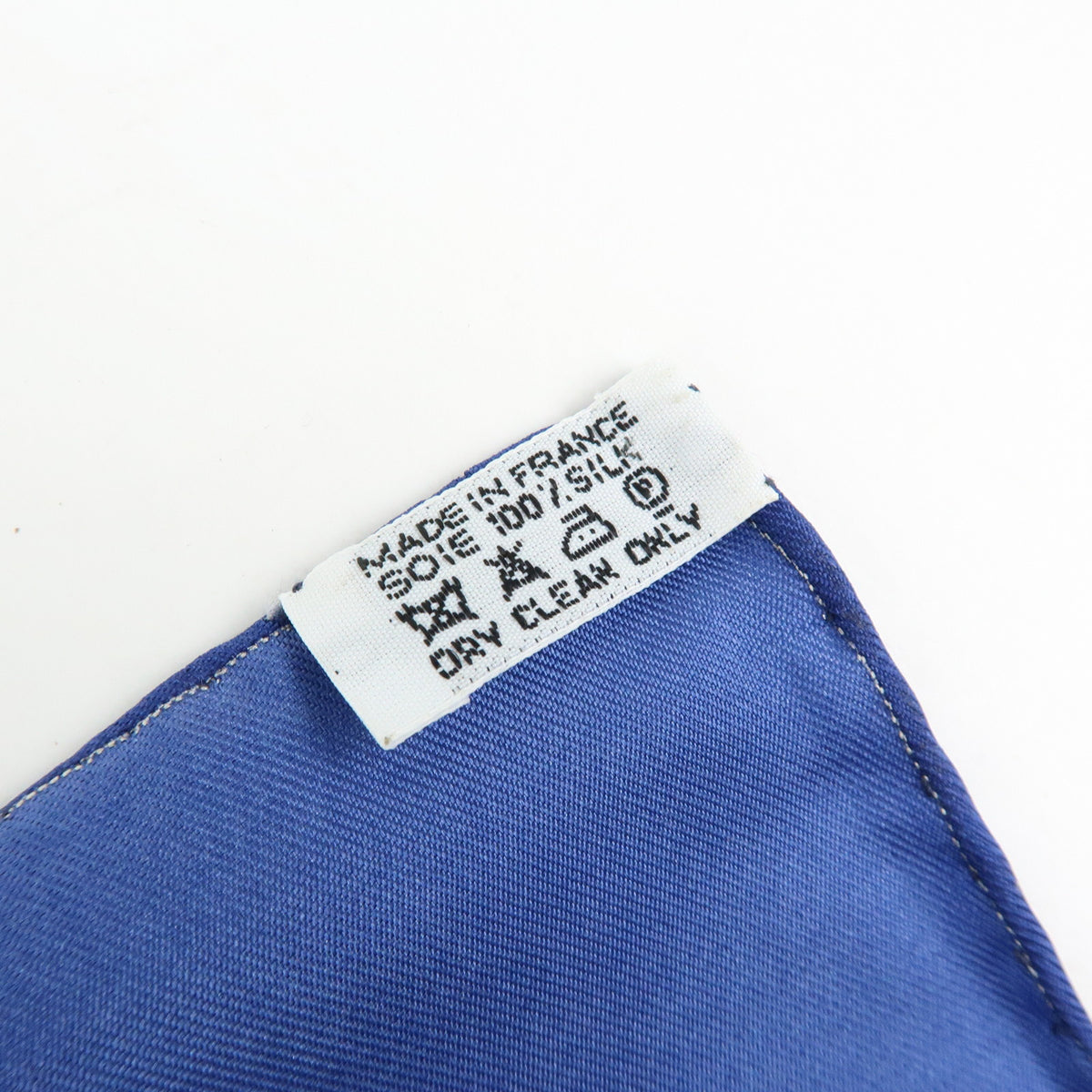 HERMES Silk 100% Scarf AU COEUR DES BOIS Blue