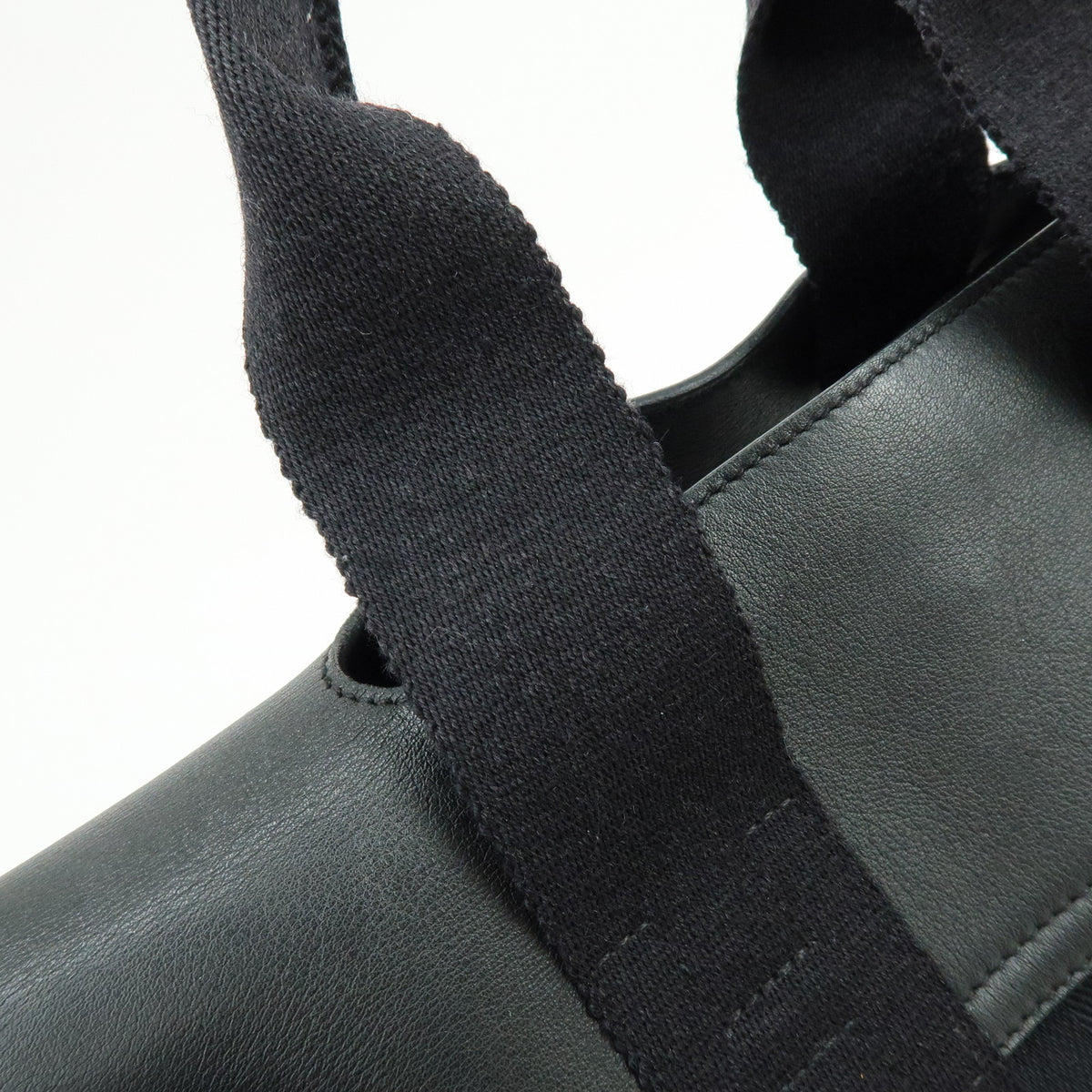 HERMES Toile Chevron Valparaiso PM Tote Bag Hand Bag Black