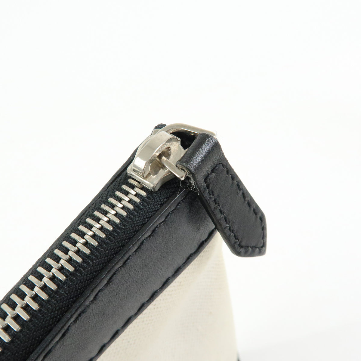 BALENCIAGA Navy Clip M Canvas Leather Clutch Bag Natural Black 373834