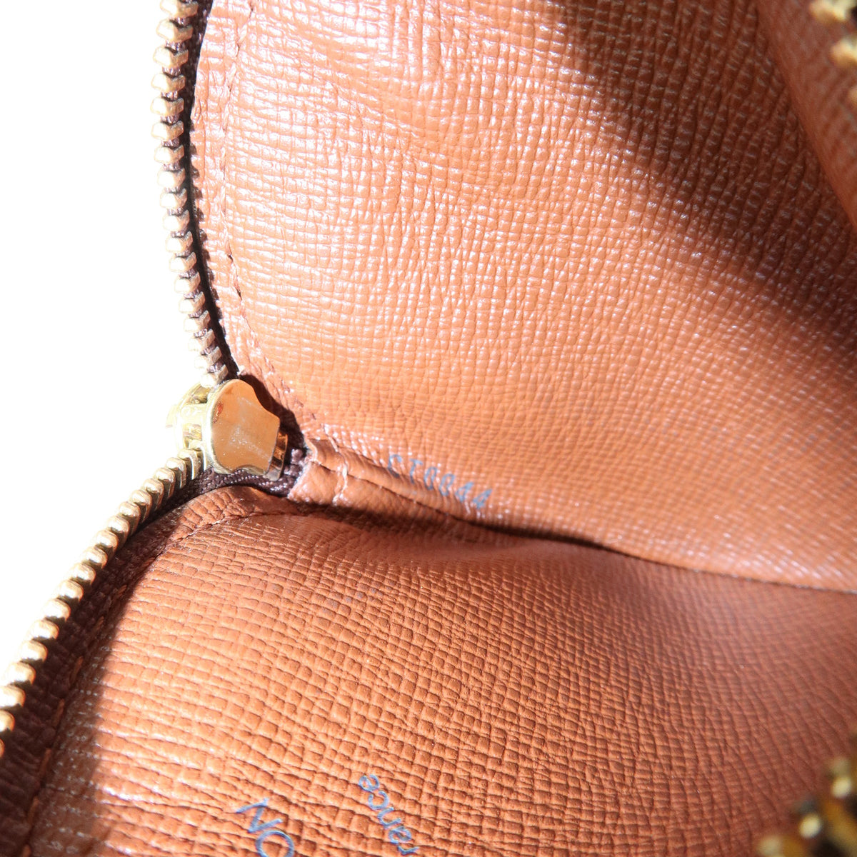 Louis Vuitton Monogram Porte Monnaie Rond Coin Case Brown M61926