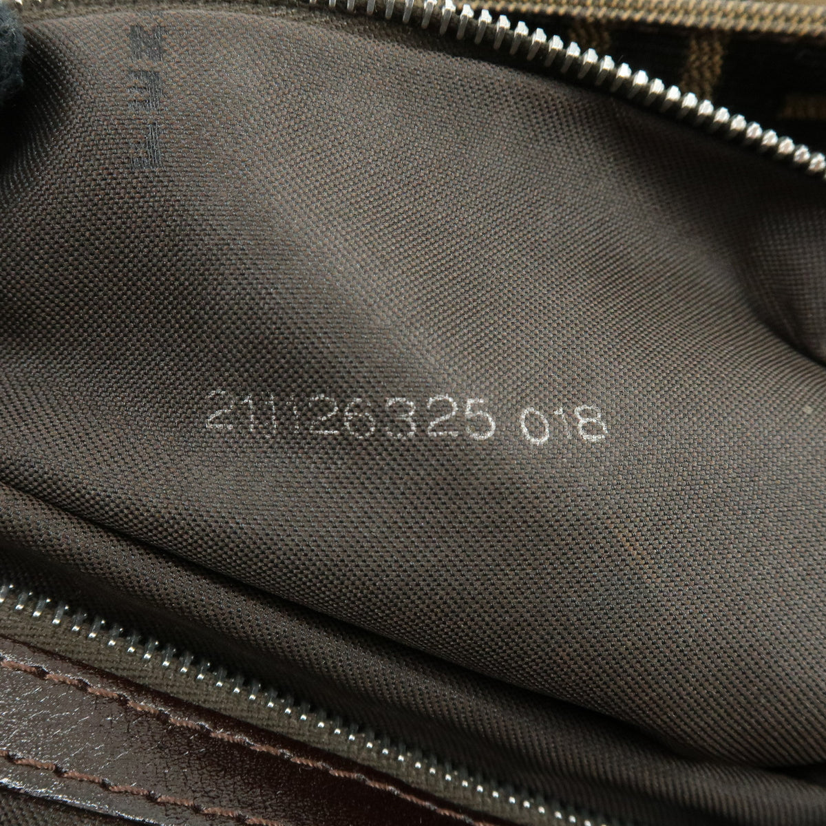 FENDI Zucca Mamma Baguette Jacquard Canvas Leather Shoulder Bag 26325