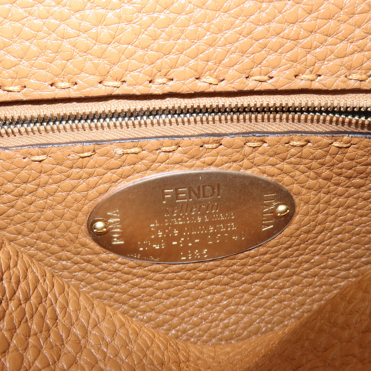 FENDI Peekaboo Selleria Iconic Essentially Leather 2Way Hand Bag 8BN302