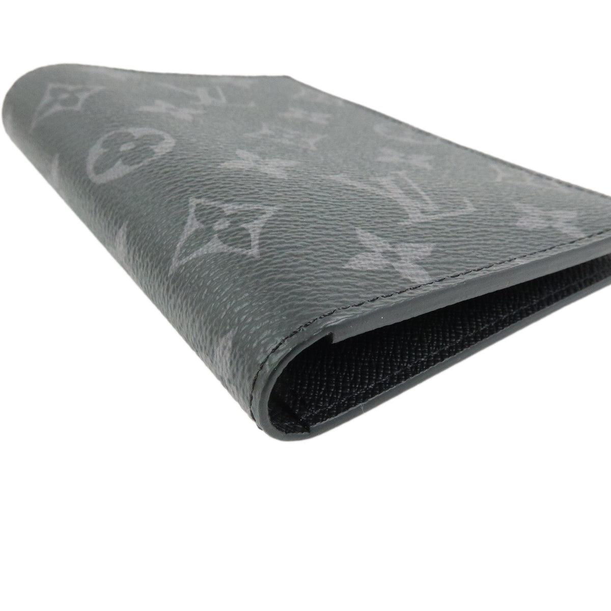 Louis Vuitton Monogram Eclips Couverture de Passeport NM M64501