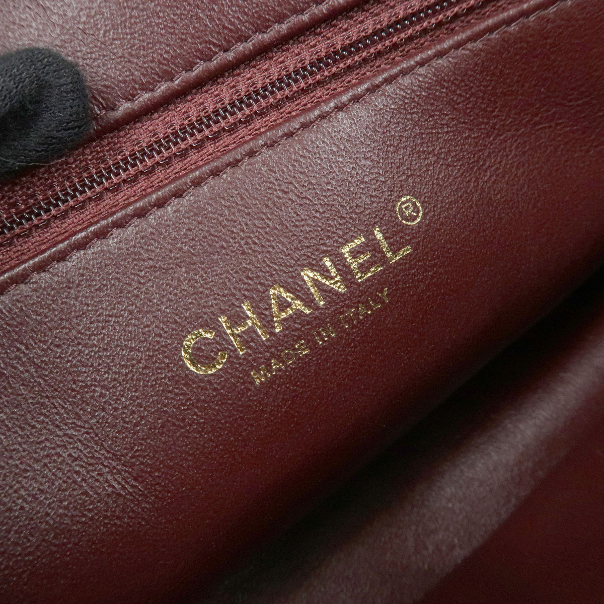 CHANEL Chevron Calf Leather Chain Shoulder Crossbody Bag Balck