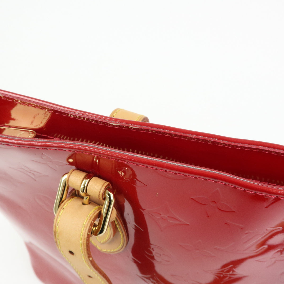 Louis Vutton Monogram Vernis Brentwood Tote Bag Pomme D'amour M91989