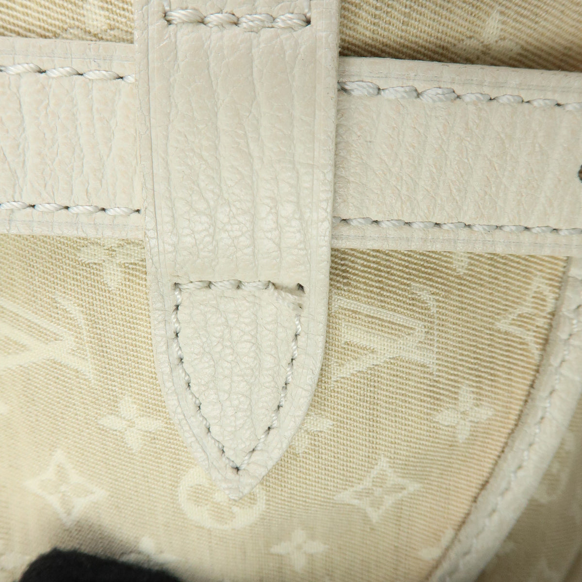 Louis Vuitton Monogram Mini Lin Saumur 30 Shoulder Bag Dune M95314