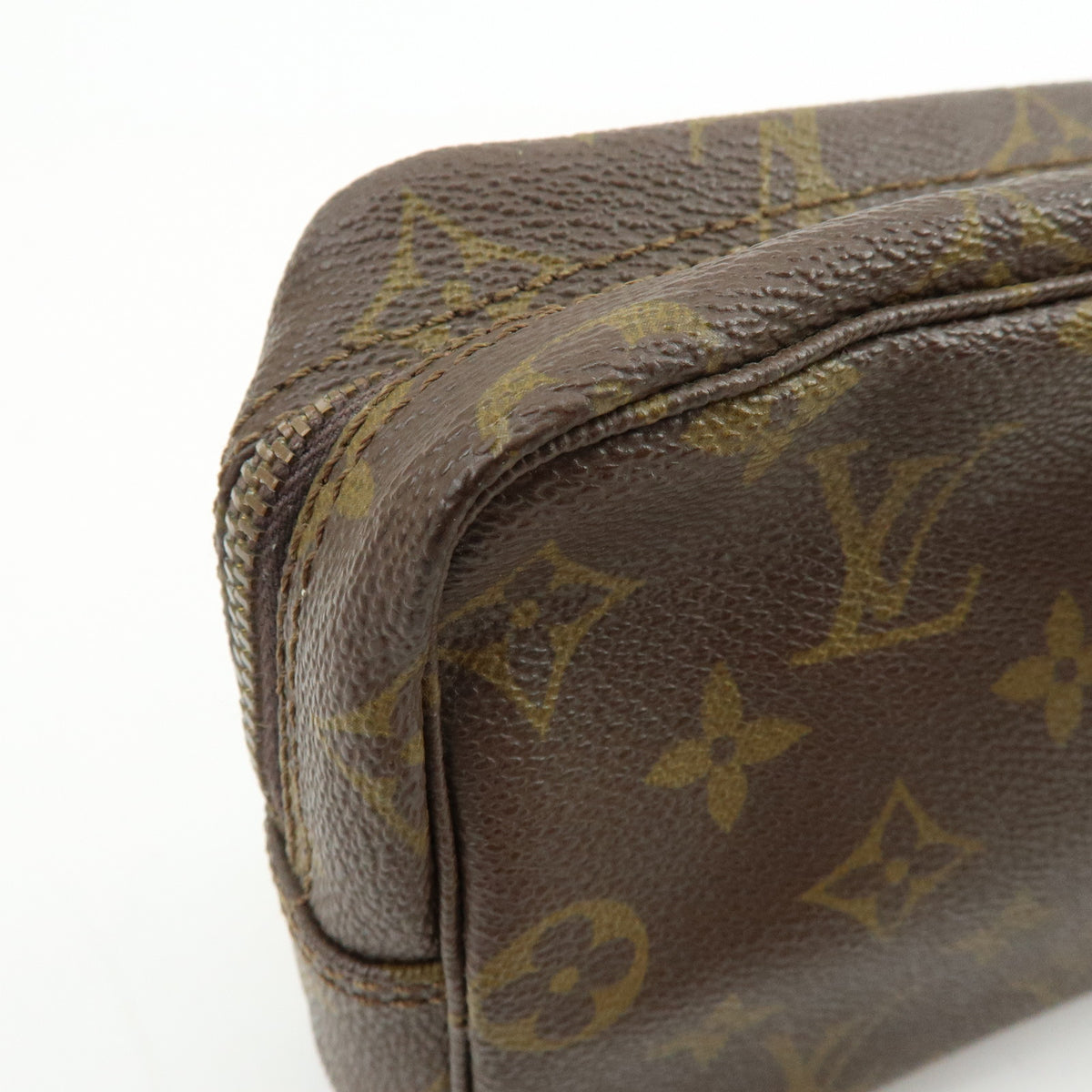 Louis Vuitton Monogram Trousse Toilette 18 Pouch Brown M47526