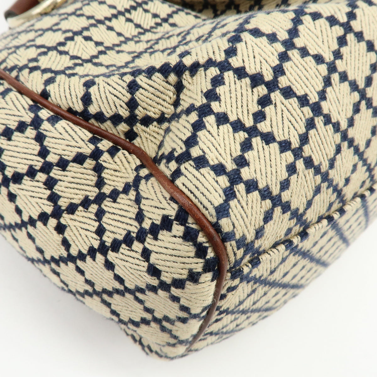 GUCCI Sukey Diamante Interlocking G GG Canvas Leather Hand Bag 211944