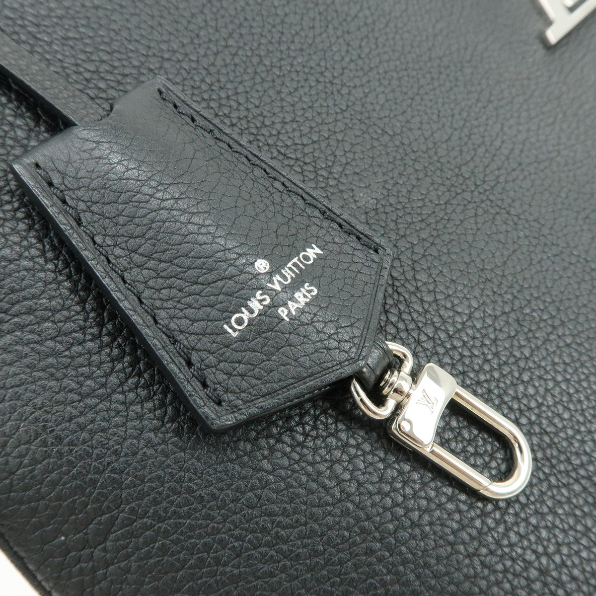Louis Vuitton Lockme Hobo Leather Shoulder Bag Hand Bag Noir M52776