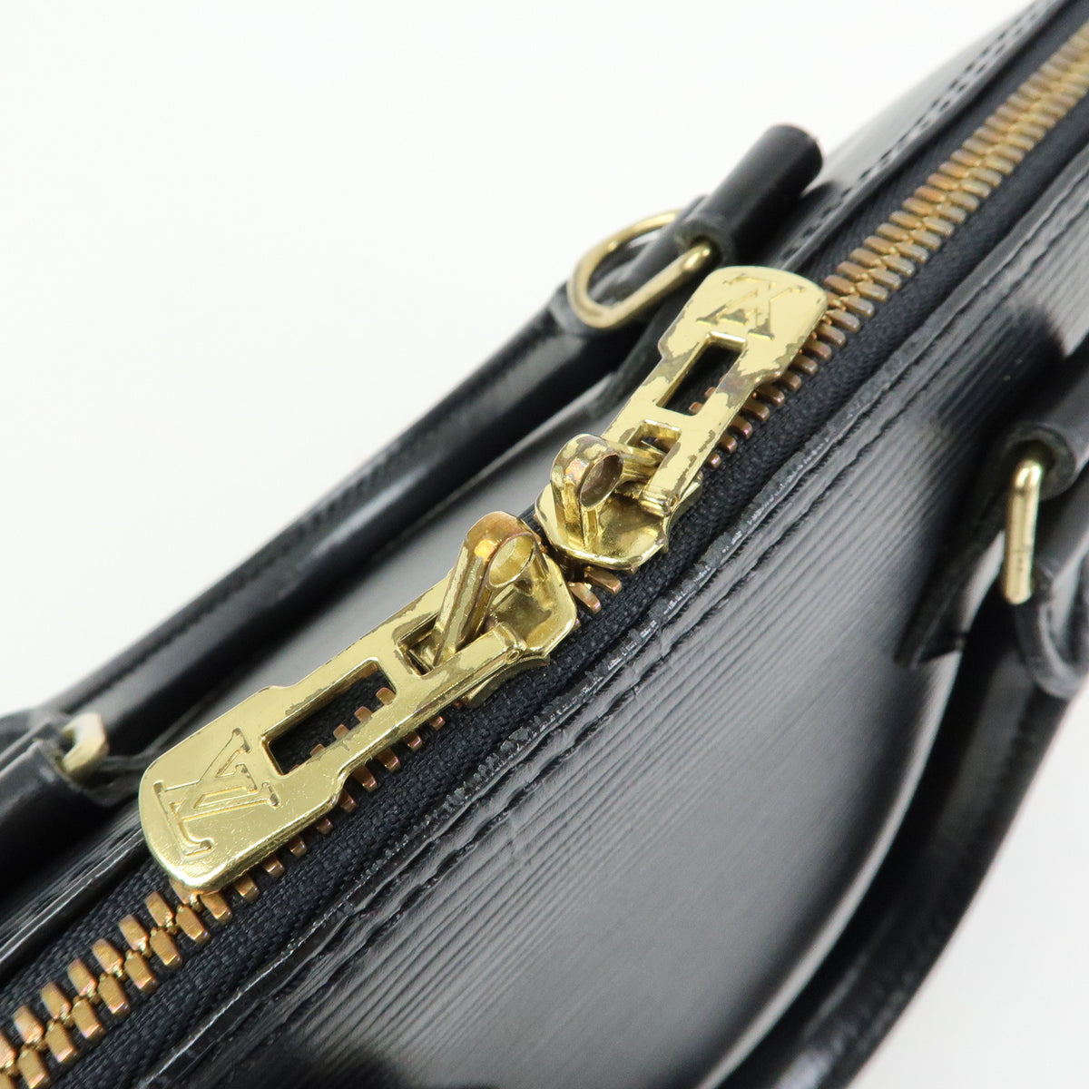 Louis Vuitton Epi Alma Leather Hand Bag Noir Black M52142