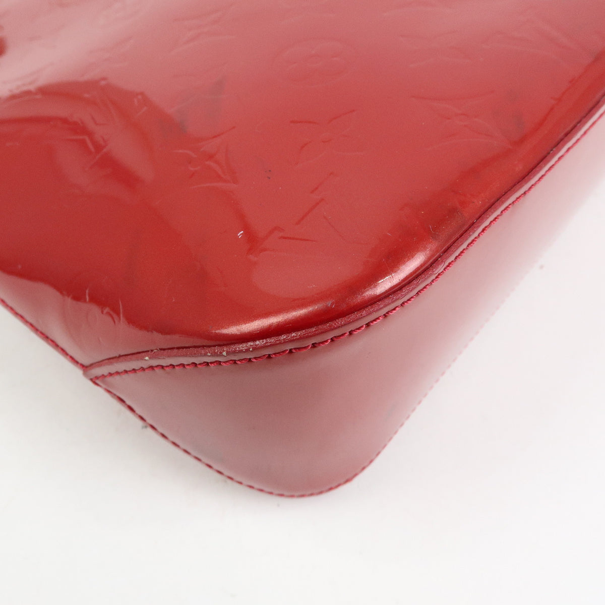 Louis Vutton Monogram Vernis Brentwood Tote Bag Pomme D'amour M91989