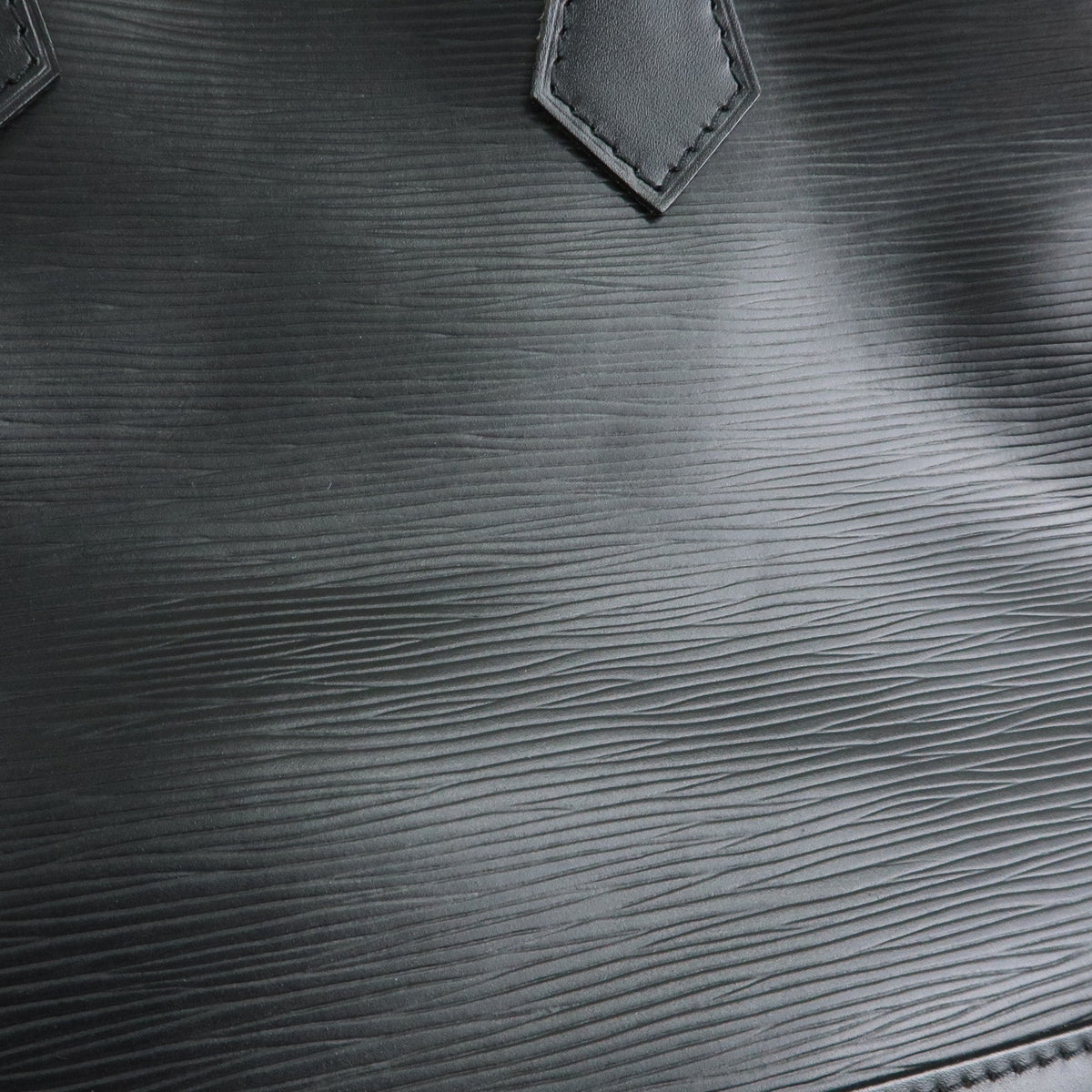 Louis Vuitton Epi Alma Leather Hand Bag Noir Black M52142