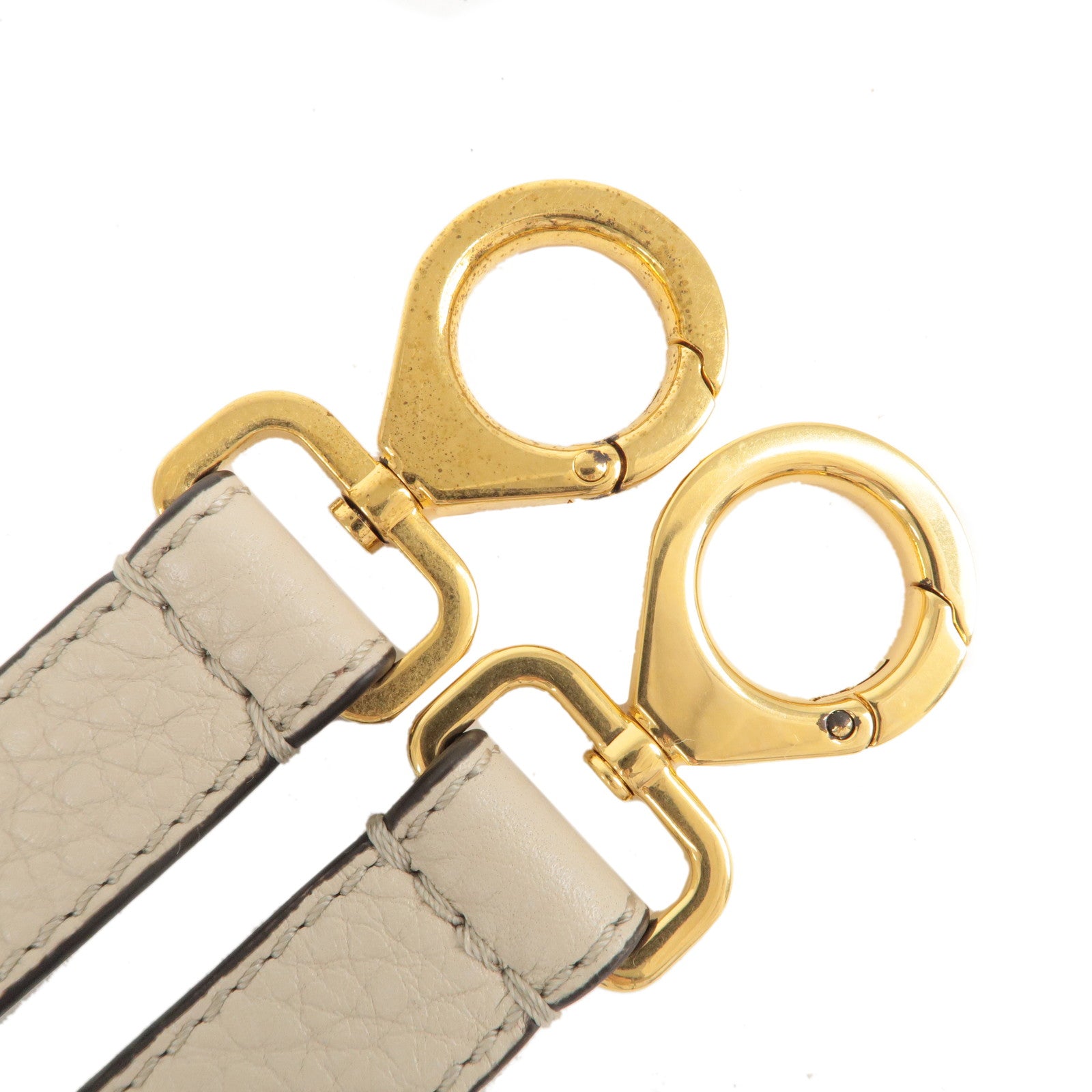 FENDI Selleria Leather Peekaboo Iconic Essentially Bag 8BN302