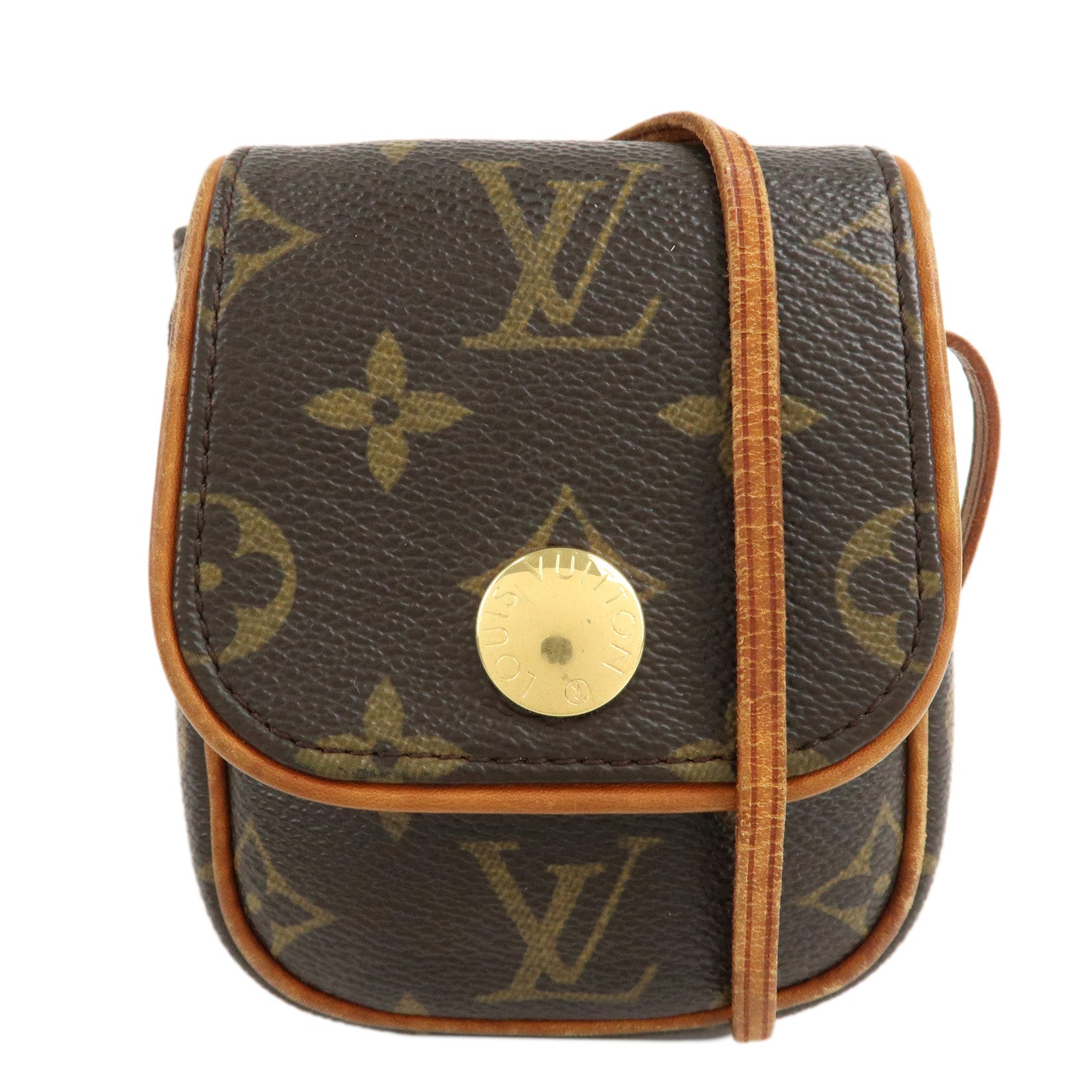 Louis-Vuitton-Monogram-Pochette-Cancun-Shoulder-Bag-M60018