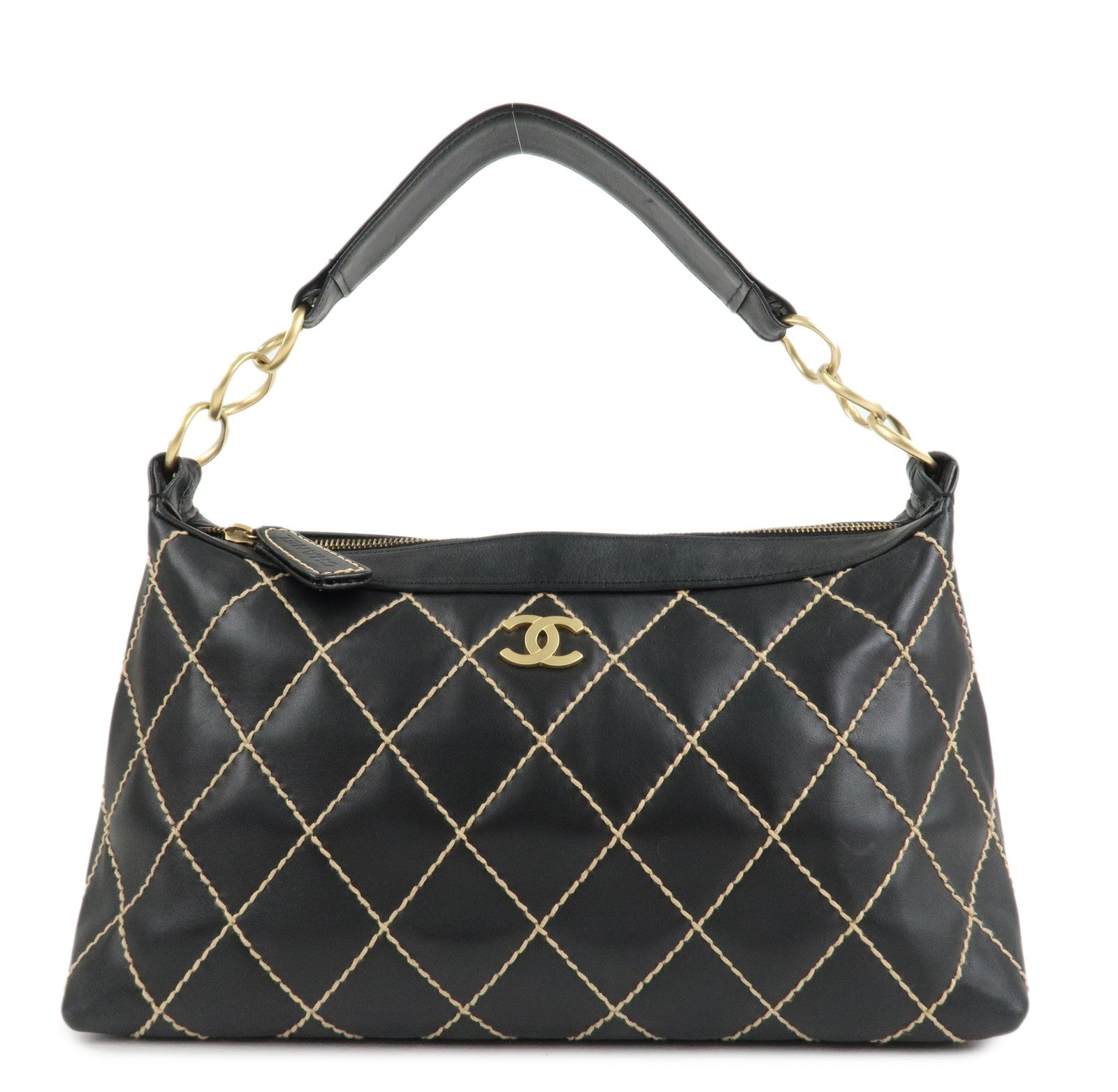 CHANEL-Wild-Stitch-Lamb-Skin-Shoulder-Bag-Hand-Bag-Black-A20663