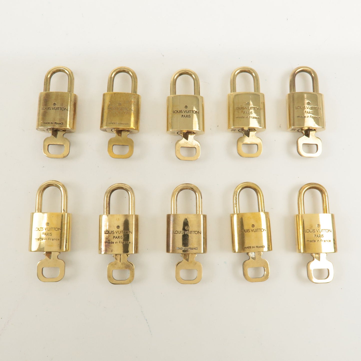 Louis Vuitton Set of 10 Lock & Key Cadena Key Lock Gold