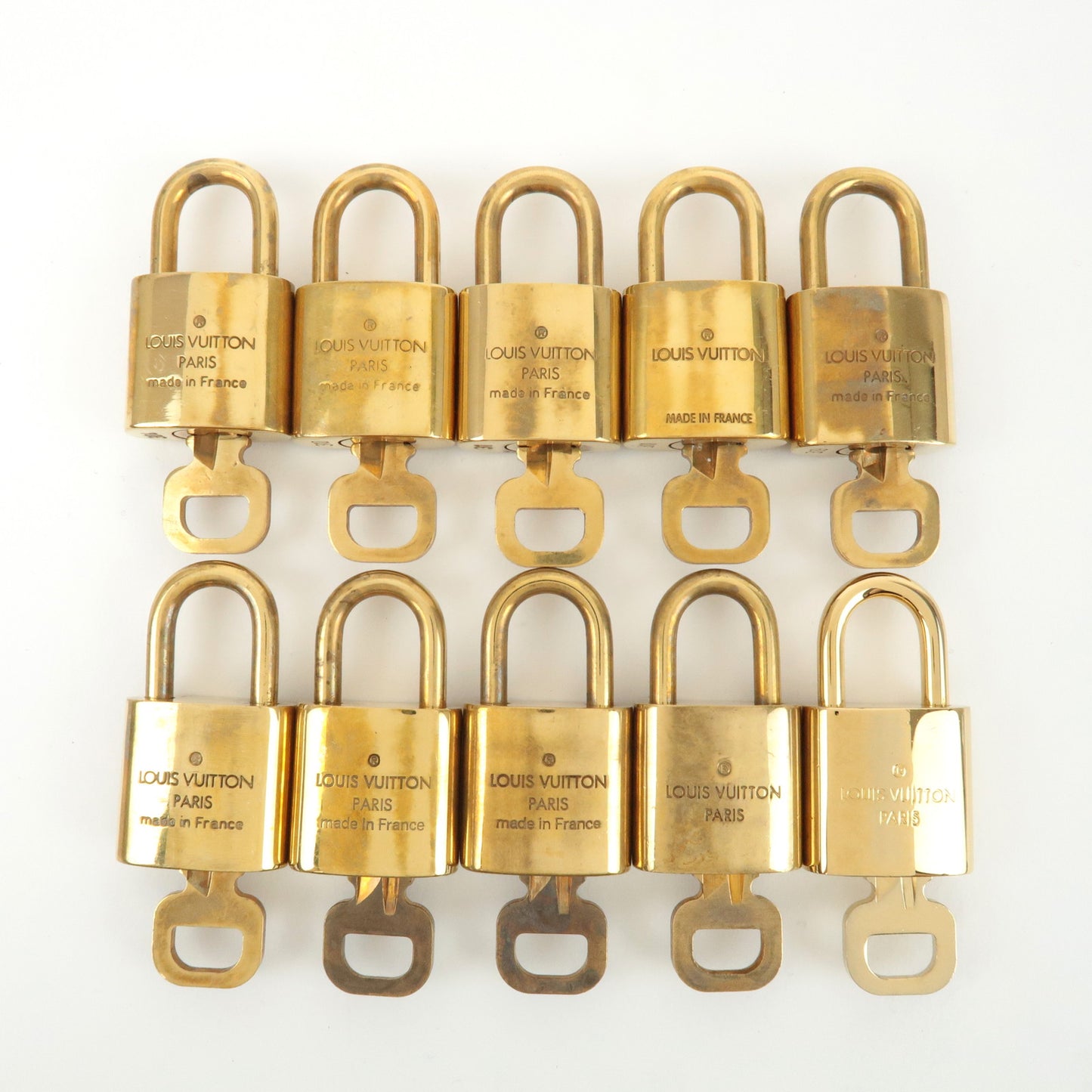 Louis Vuitton Set of 10 Lock & Key Cadena Key Lock Gold