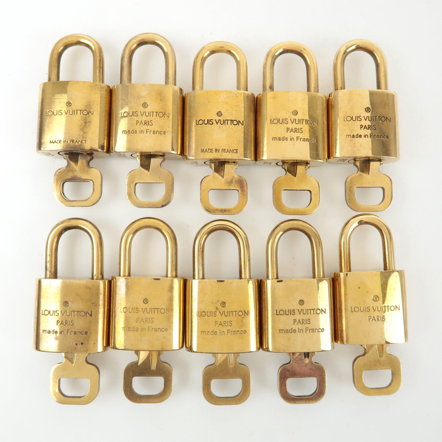 Louis Vuitton Set of 10 Lock & Key Cadena Key Lock Gold