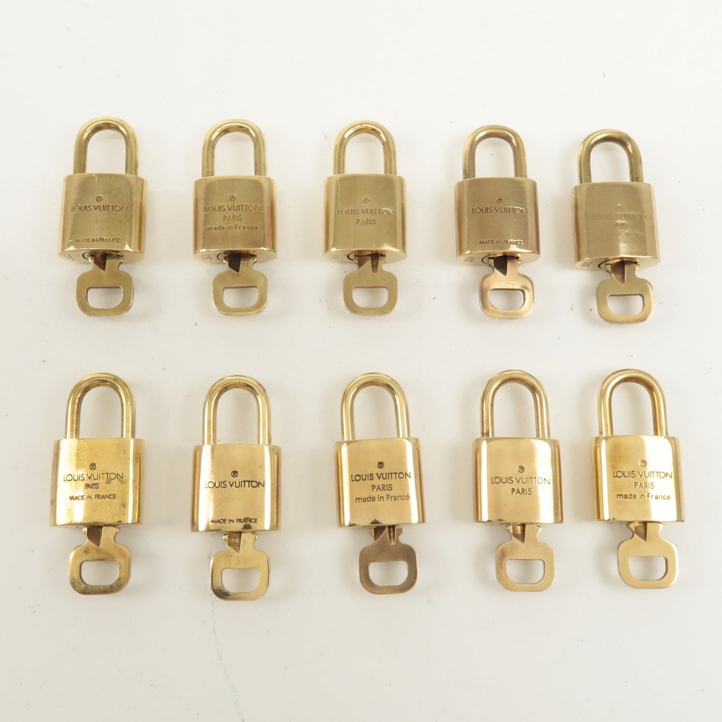 Louis Vuitton Set of 10 Lock & Key Cadena Key Lock Gold