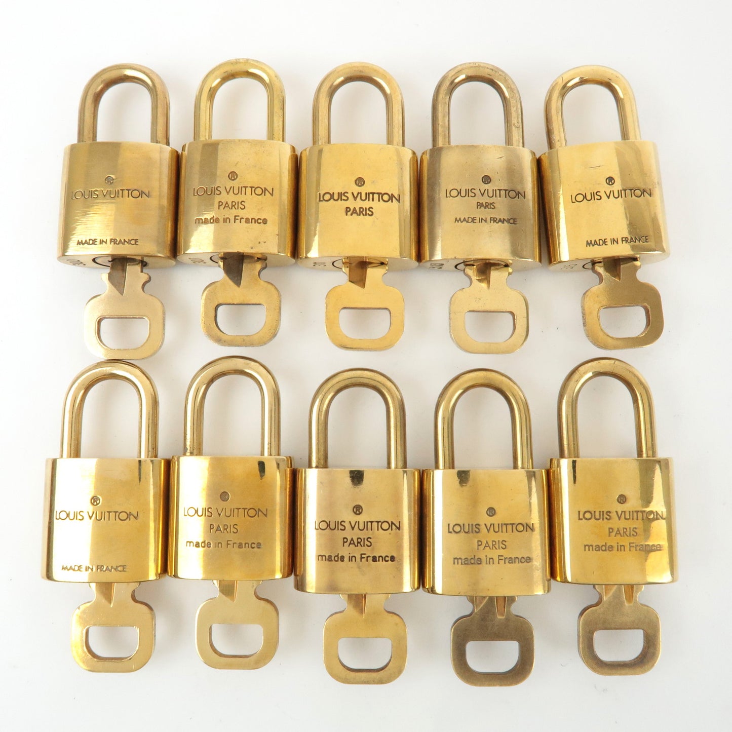 Louis Vuitton Set of 10 Lock & Key Cadena Key Lock Gold