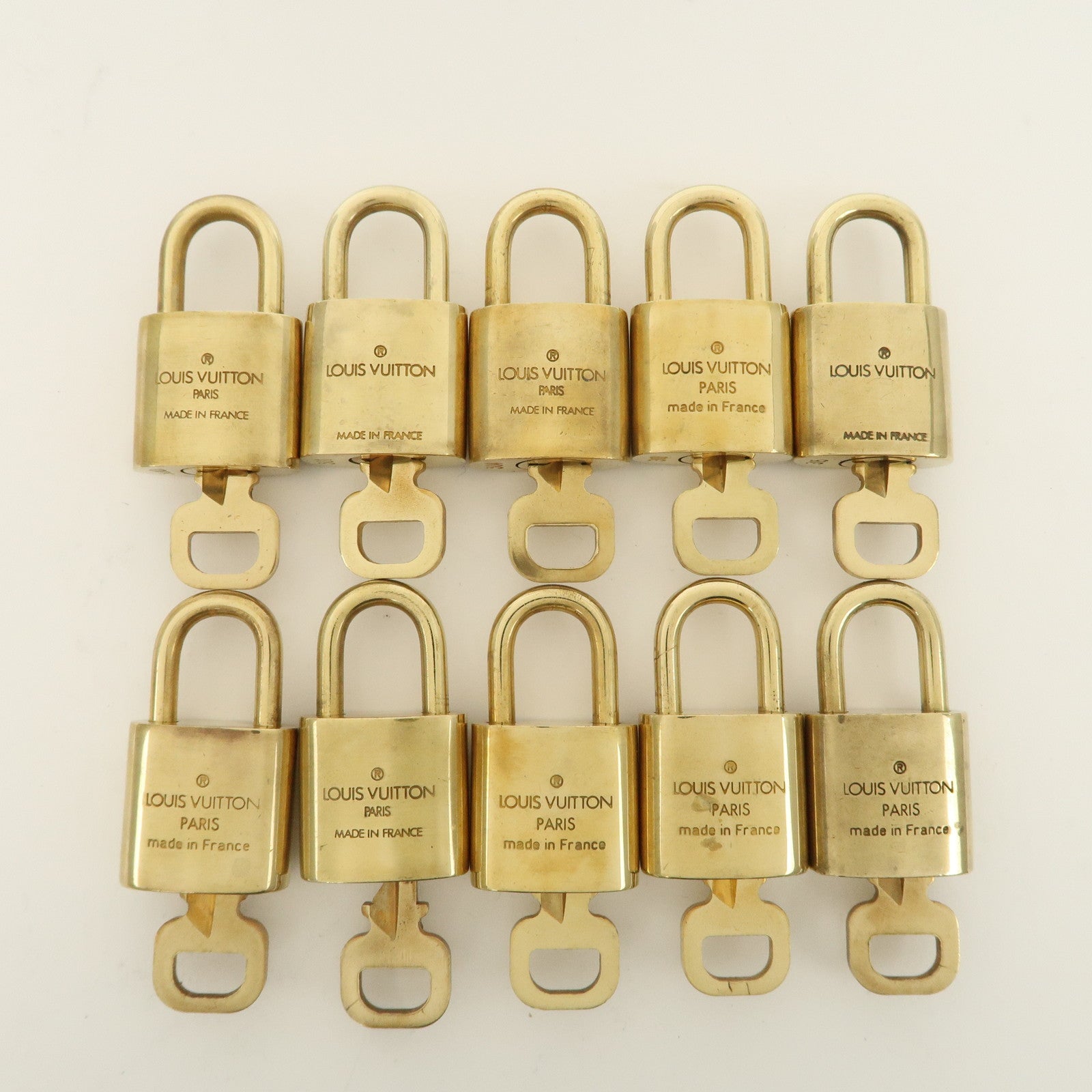 Louis Vuitton Set of 10 Lock & Key Cadena Key Lock Metal Gold Used