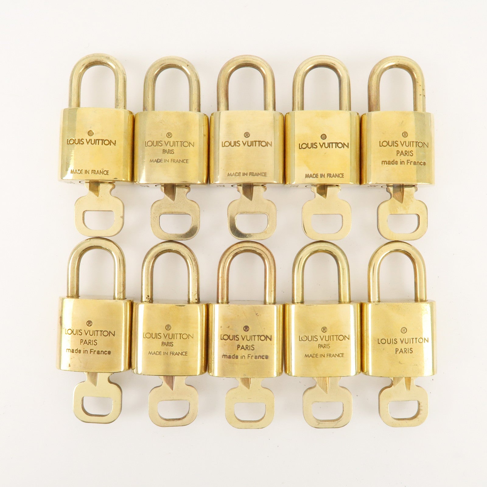 Louis Vuitton Set of 10 Lock & Key Cadena Key Lock Metal Gold