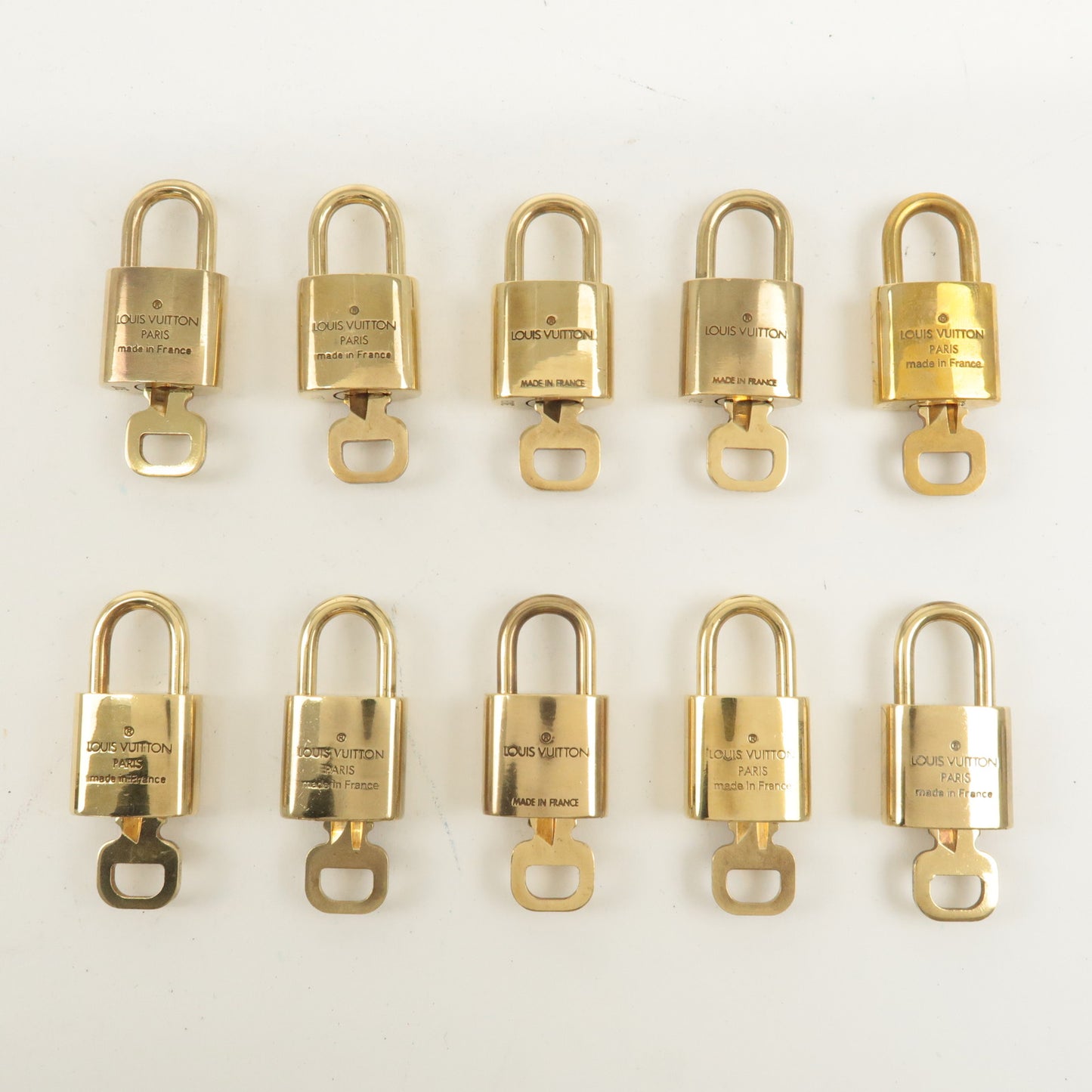 Louis Vuitton Set of 10 Lock & Key Cadena Key Lock Gold