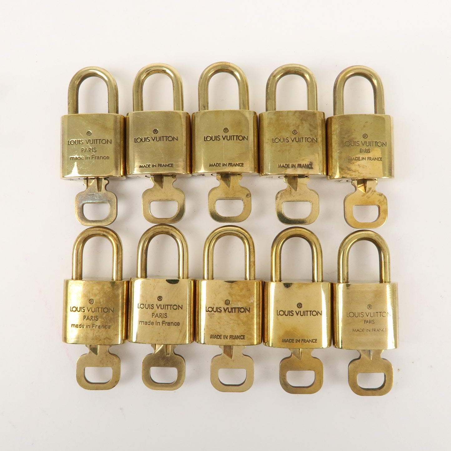 Louis Vuitton Set of 10 Lock & Key Cadena Key Lock Gold