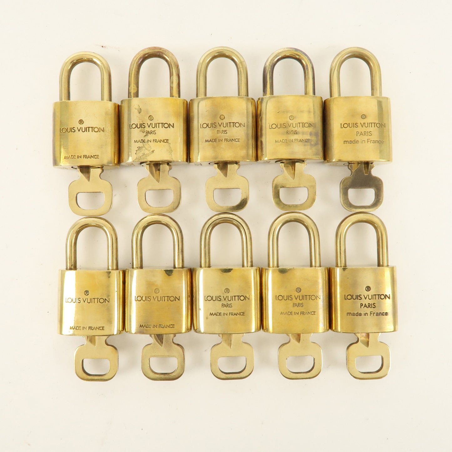 Louis Vuitton Set of 10 Lock & Key Cadena Key Lock Gold