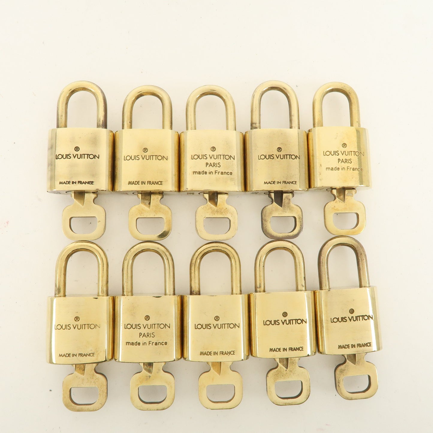 Louis Vuitton Set of 10 Lock & Key Cadena Key Lock Metal Gold