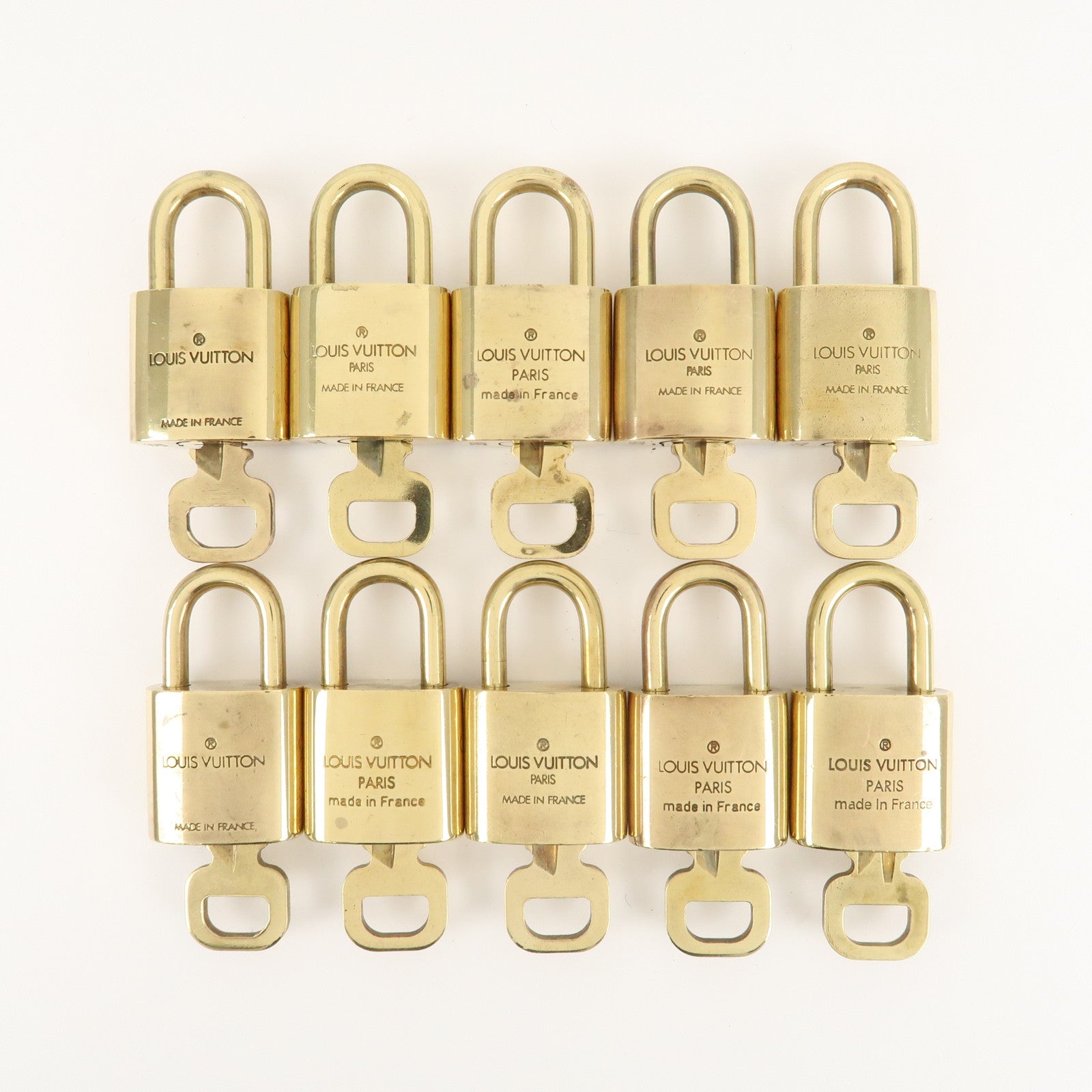 Louis Vuitton Set of 10 Lock & Key Cadena Key Lock Metal Gold