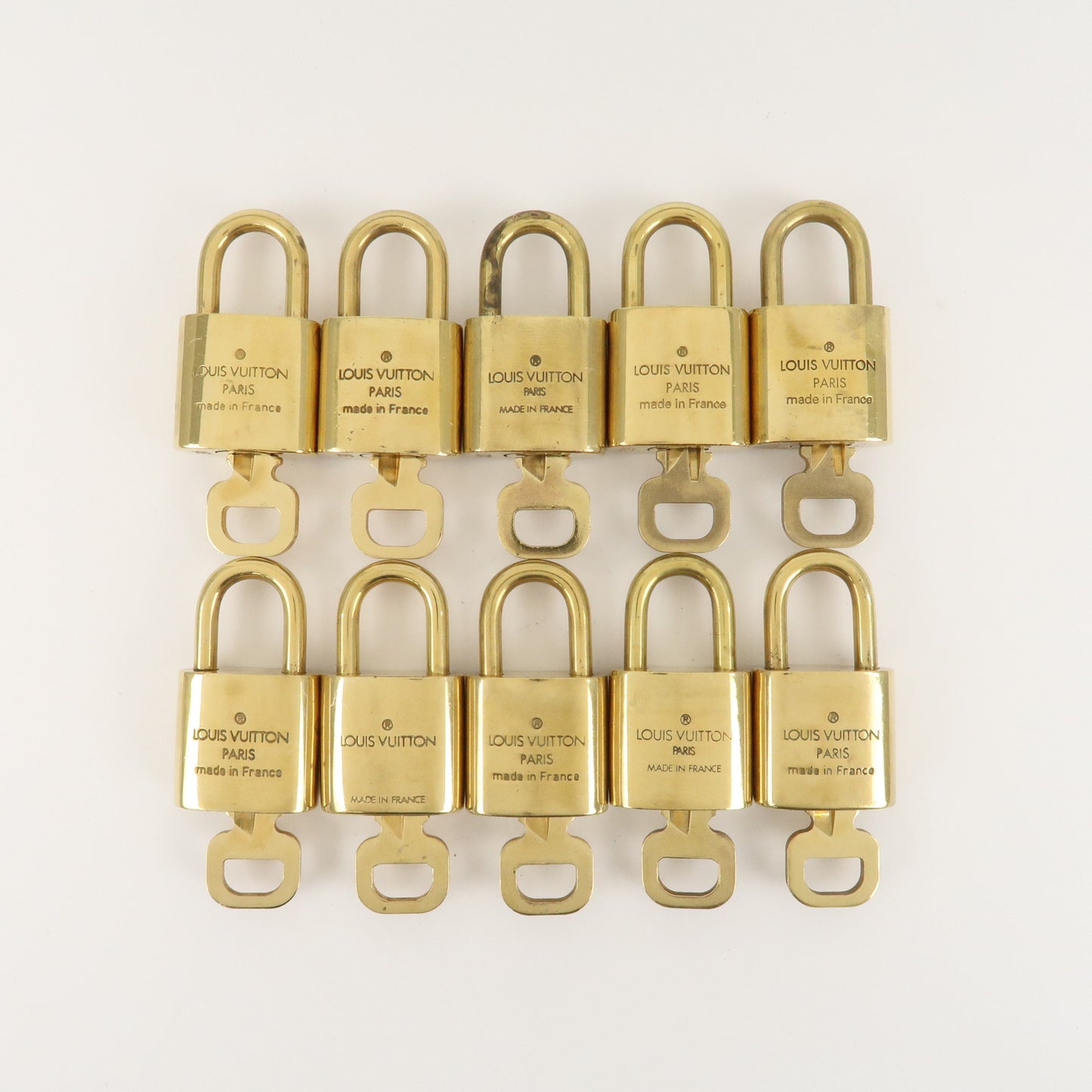 Louis Vuitton Set of 10 Lock & Key Cadena Key Lock Metal Gold