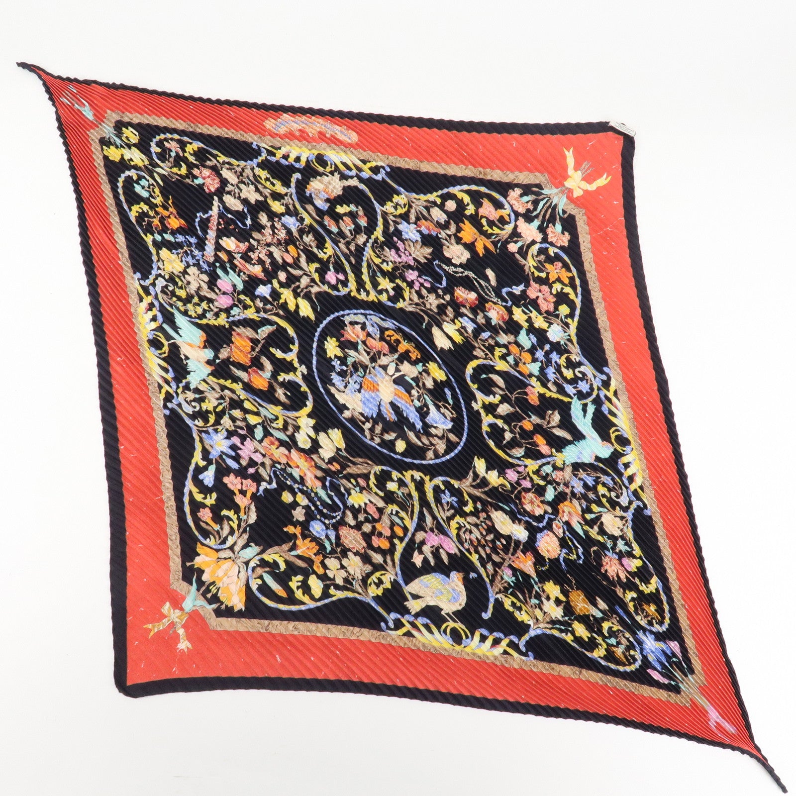 HERMES Silk 100% Pleats Carre PIERRES d' ORIENT et OGGIDENT Scarf Used