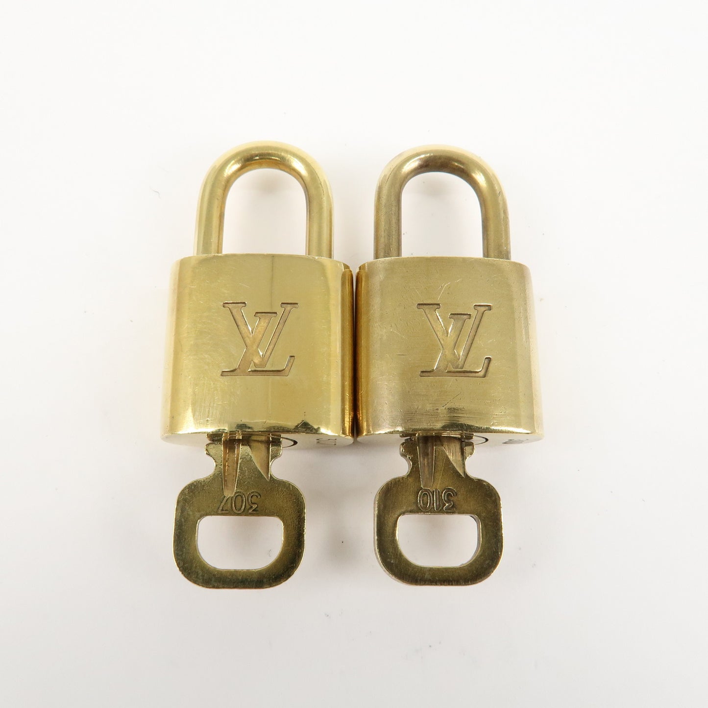 Louis Vuitton Set of 10 Lock & Key Cadena Key Lock Metal Gold