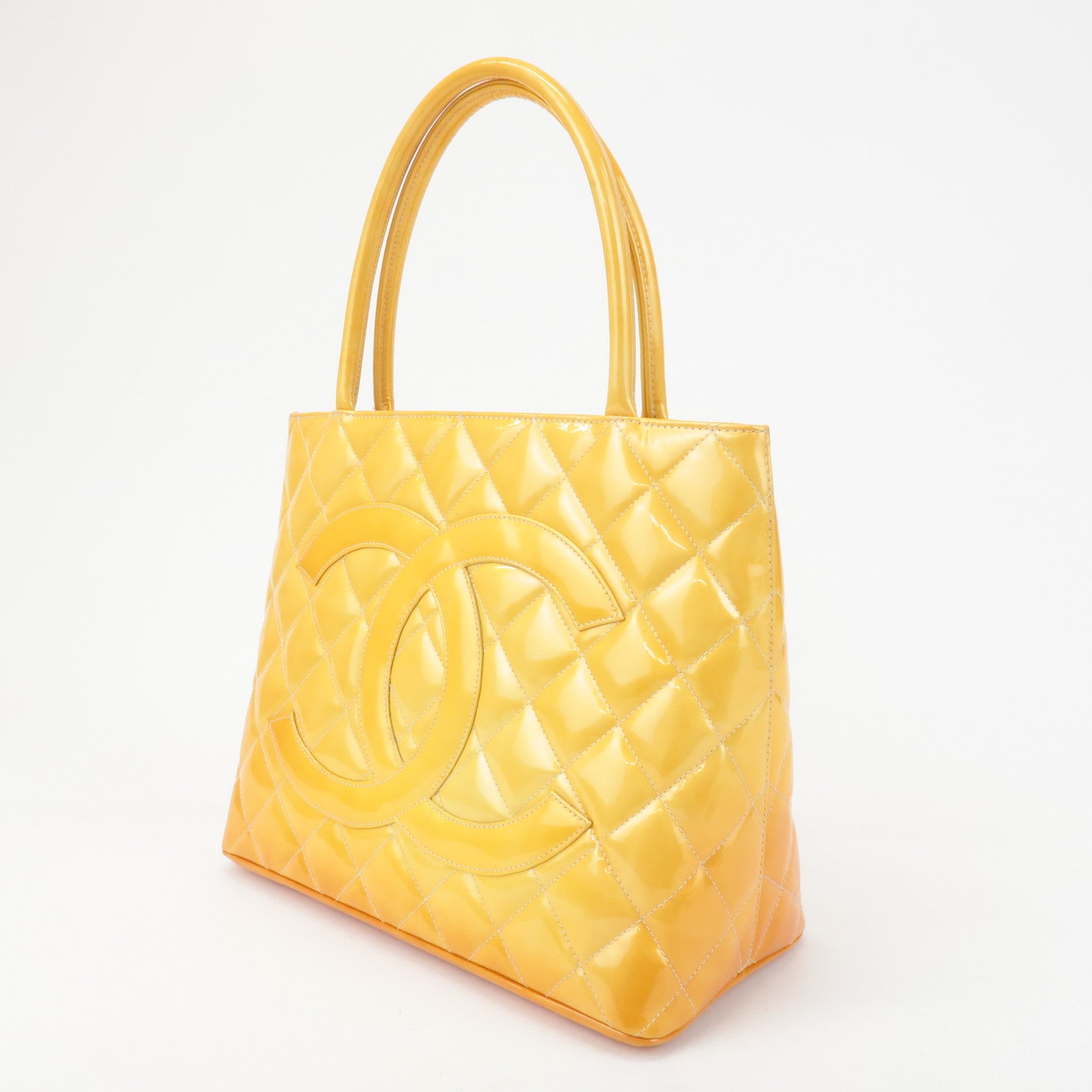 CHANEL Matelasse Patent Leather Medalion Tote Bag Yellow A01804 Used