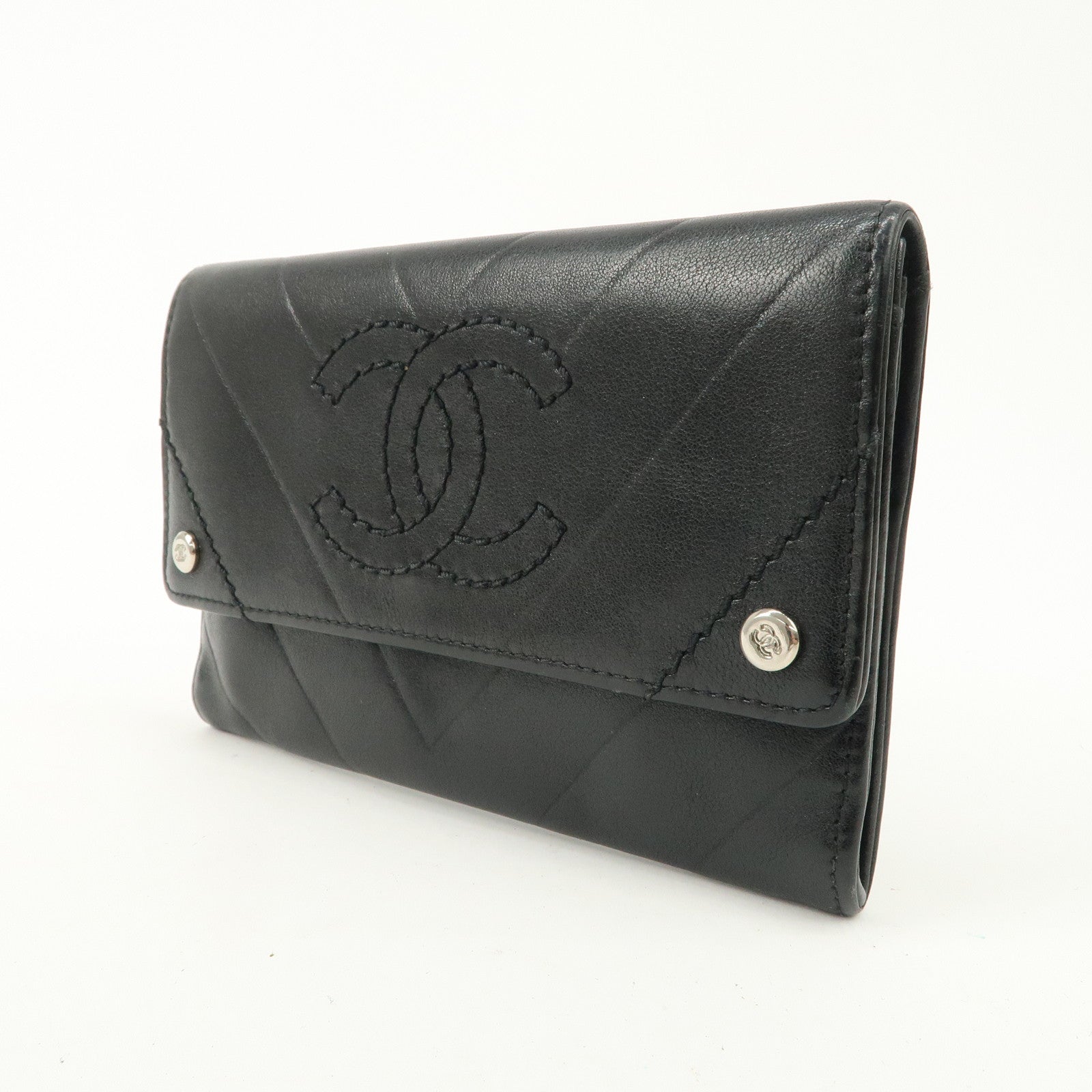 CHANEL V Stitch Lamb Skin COCO Mark Hook Bi-Fold Wallet Black Used