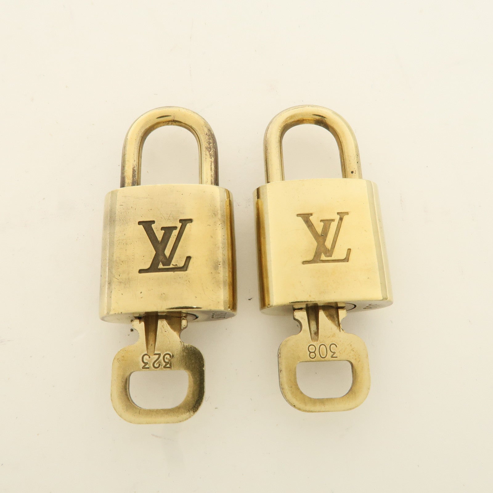 Louis Vuitton Set of 10 Lock & Key Cadena Key Lock Metal Gold Used
