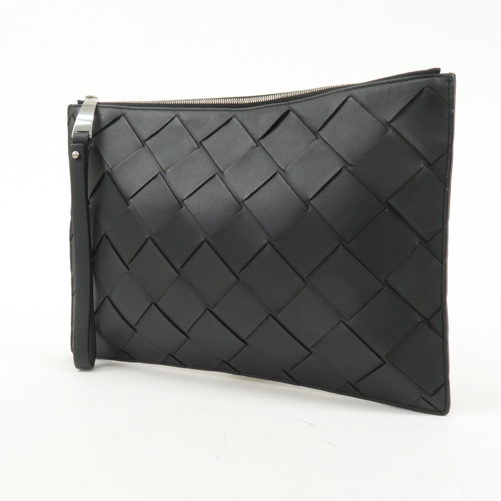 BOTTEGA VENETA Maxi Intrecciato Leather Clutch Bag Black