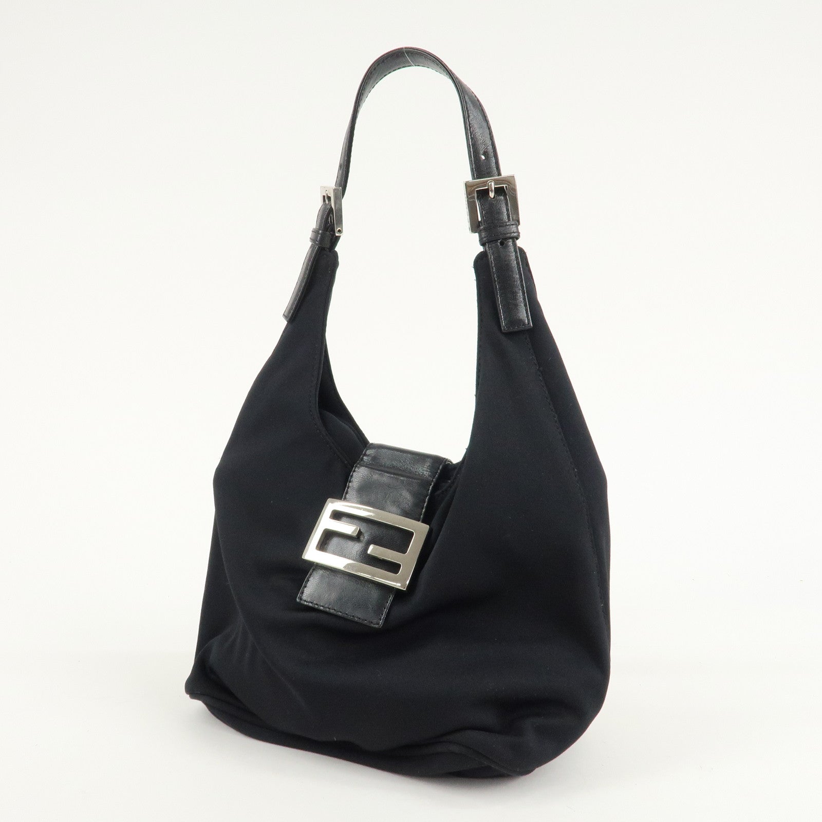 FENDI Cotton Leather Shoulder Bag Black 26686 Used