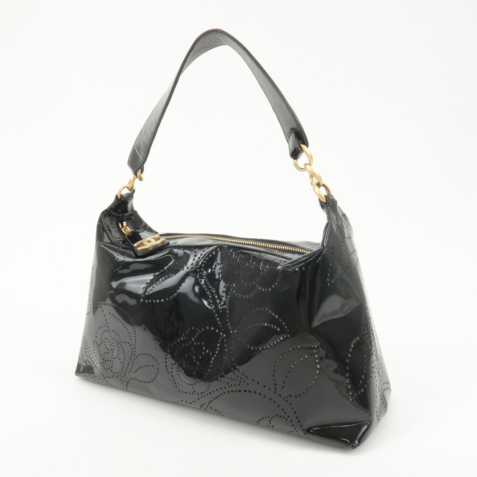 CHANEL Camellia Patent Leather One Shoulder Bag Black