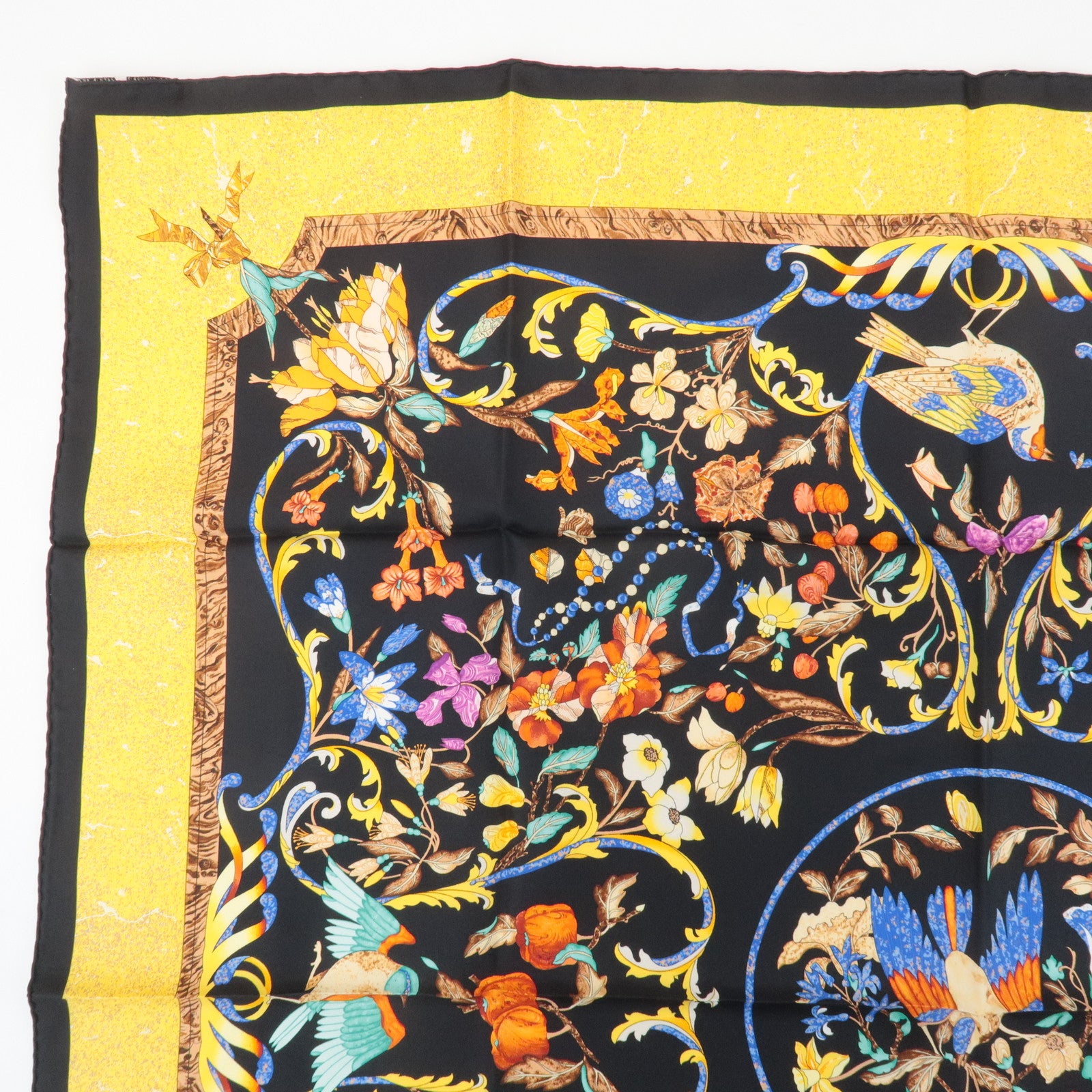 HERMES Carre 90 Silk 100% Scarf PIERRES D ORIENT ET D OCCIDENT Used