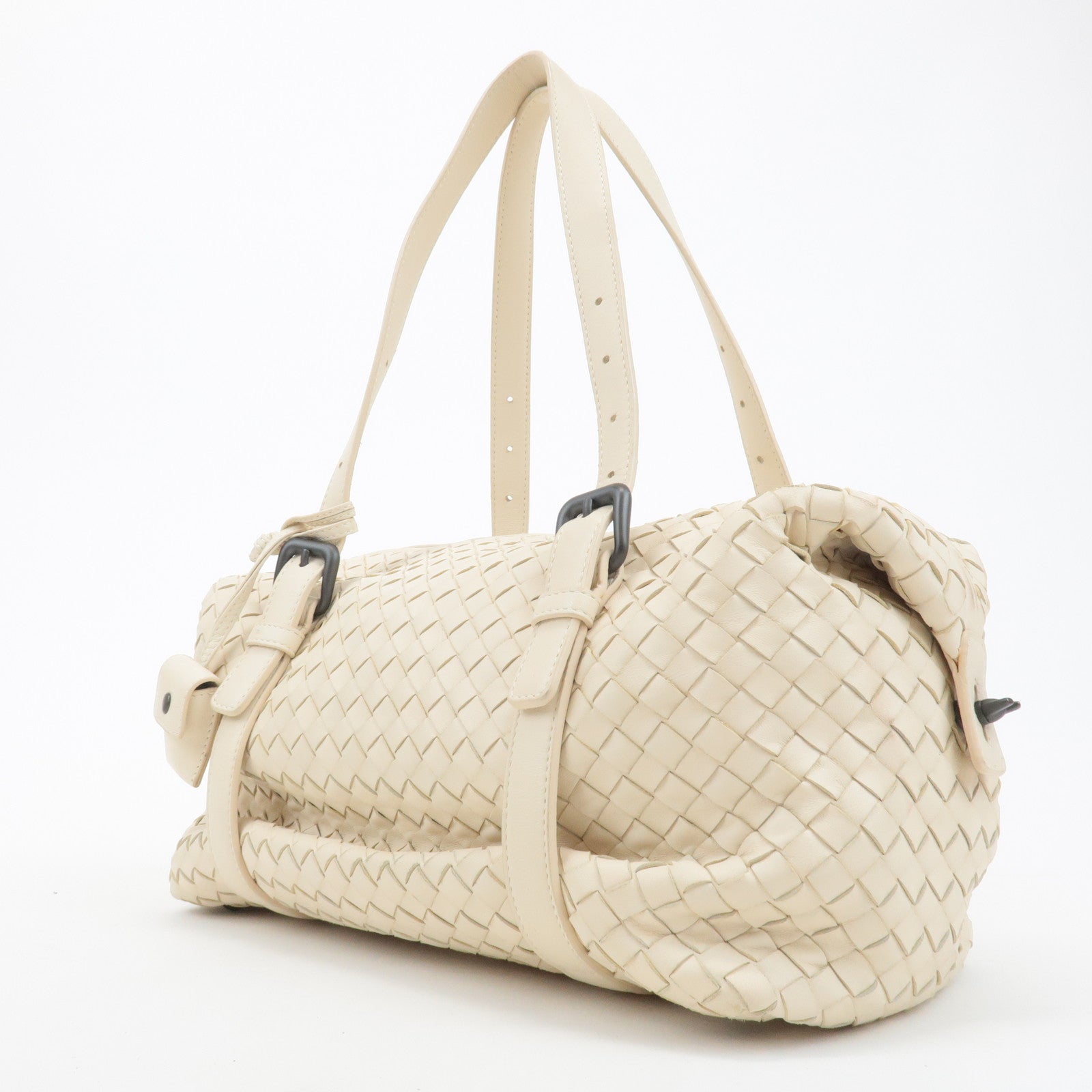 BOTTEGA VENETA Intrecciato Leather Montaigne Boston Bag Ivory