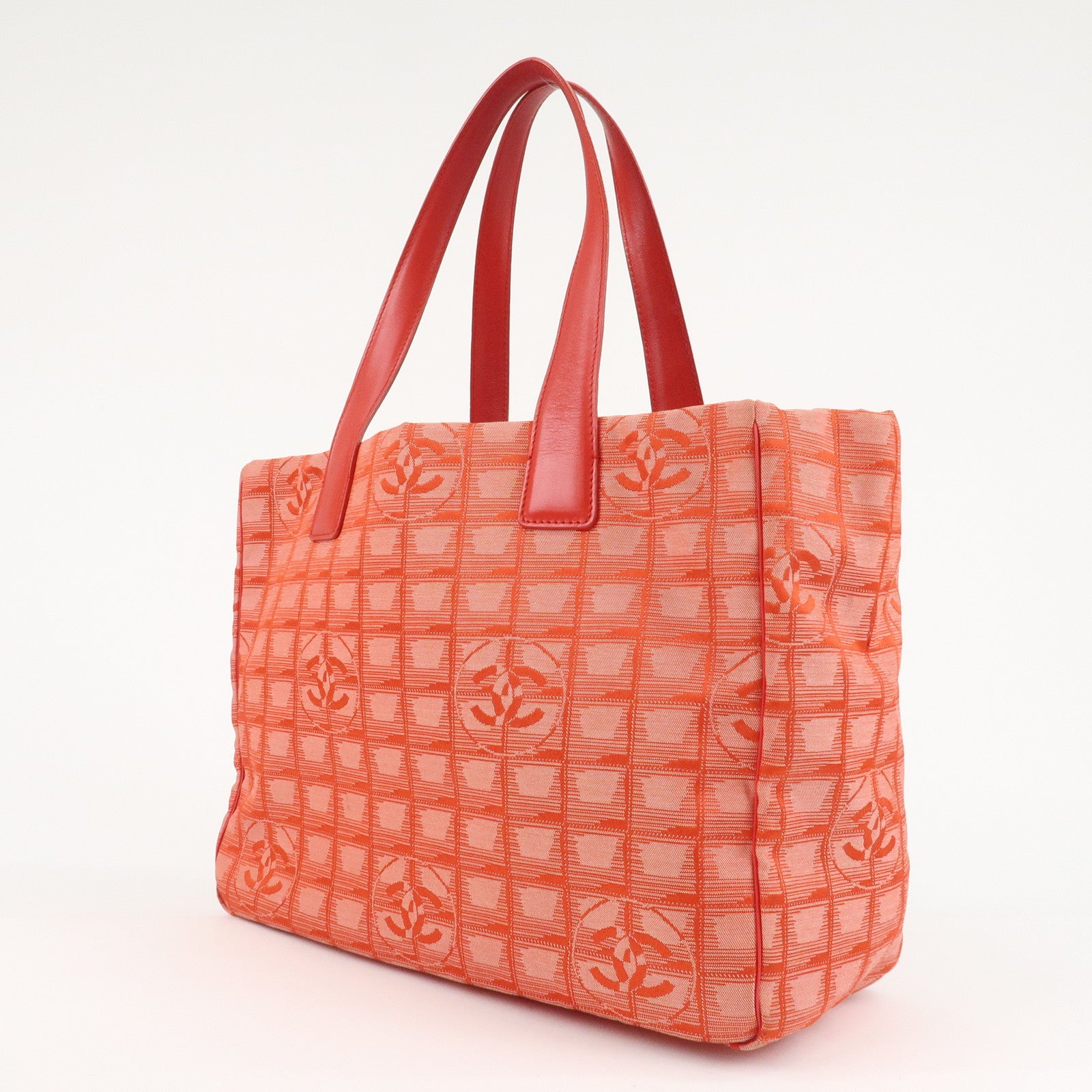 CHANEL New Travel Line Nylon Jacquard Leather Tote Bag Red A15991 Used