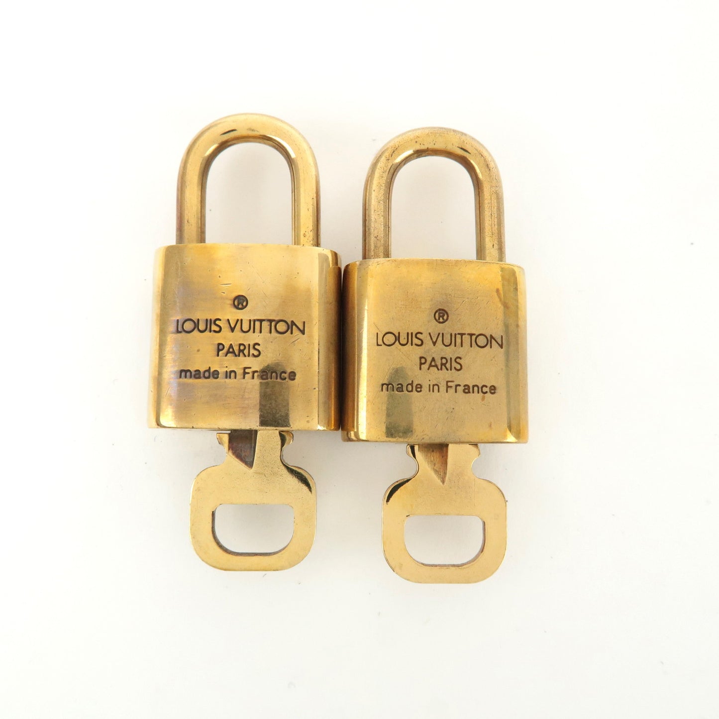 Louis Vuitton Set of 10 Lock & Key Cadena Key Lock Gold