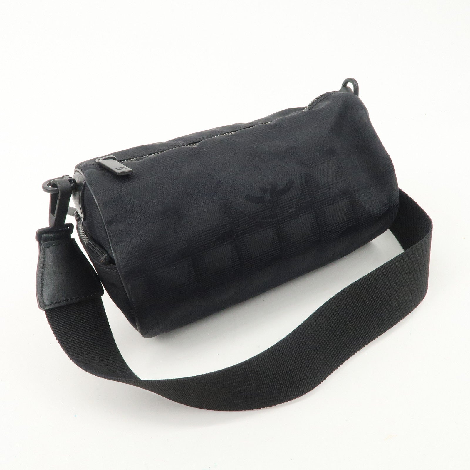 CHANEL New Travel Line Nylon Jacquard Leather Shoulder Bag A17669 Used