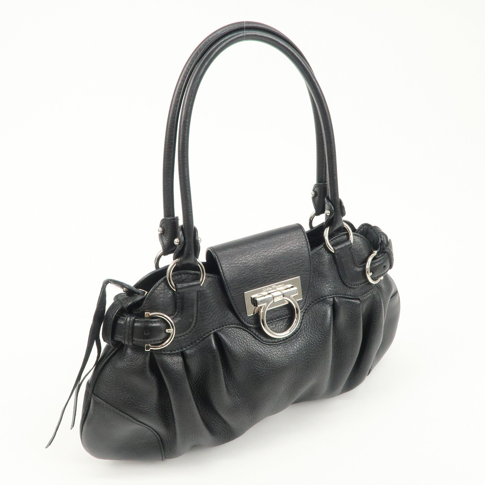 Ferragamo Gancini Leather Shoulder bag Hand Bag Black AU-21/6317 Used